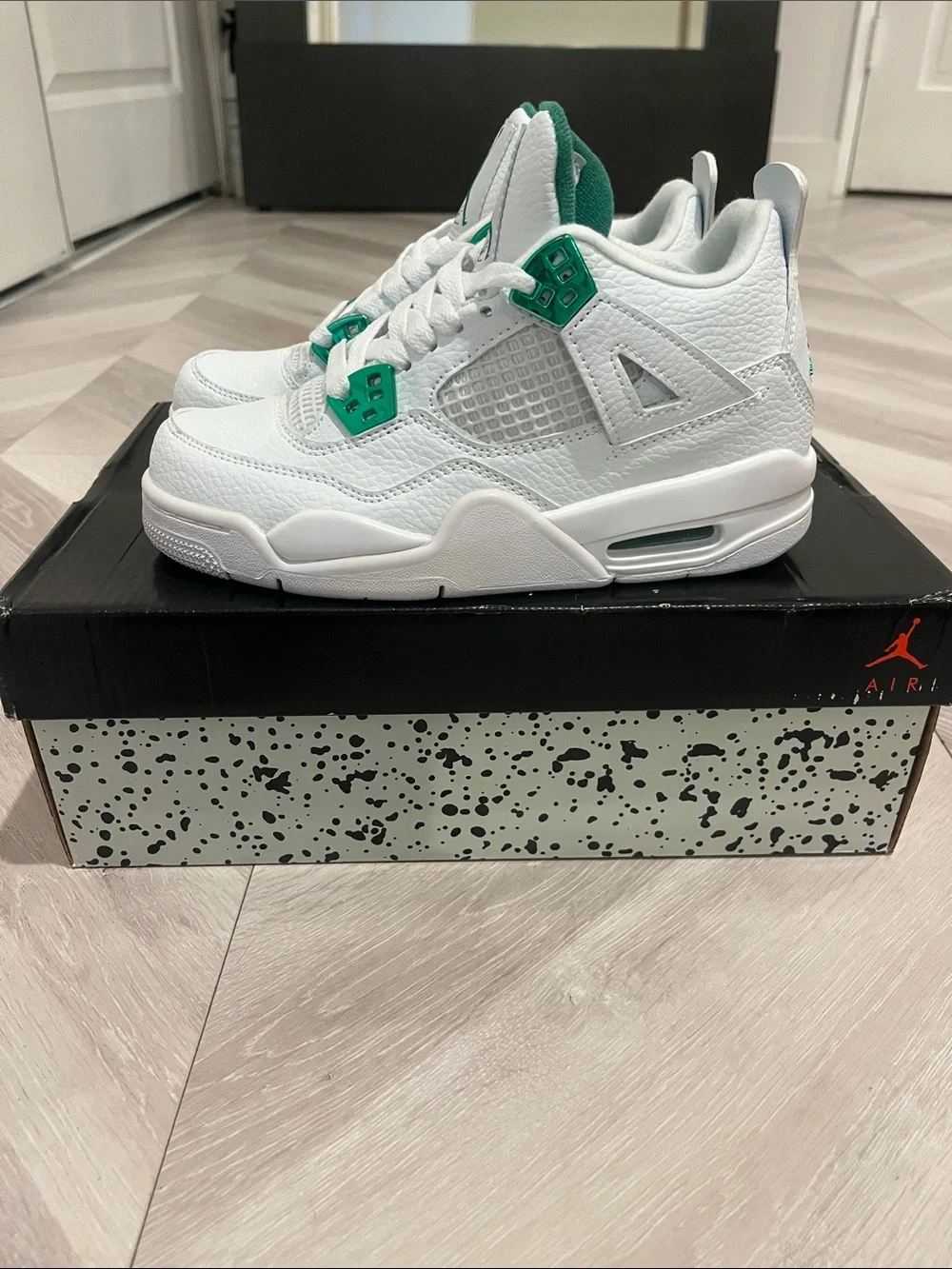 Air Jordan 5 Kids youth Retro Sneakers White metallic Green shoes